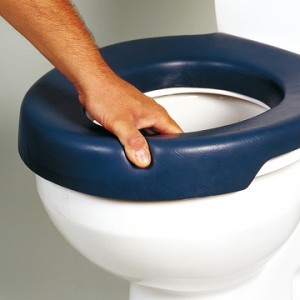 asiento-elevador-de-wc-blando-blue.jpg